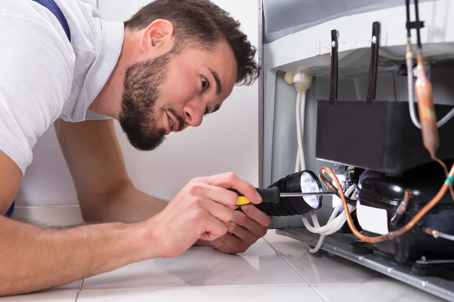 Signs Your Refrigerator Needs Professional Repair Services in London, ON Signs Your Refrigerator Needs Professional Repair Services in London, ON